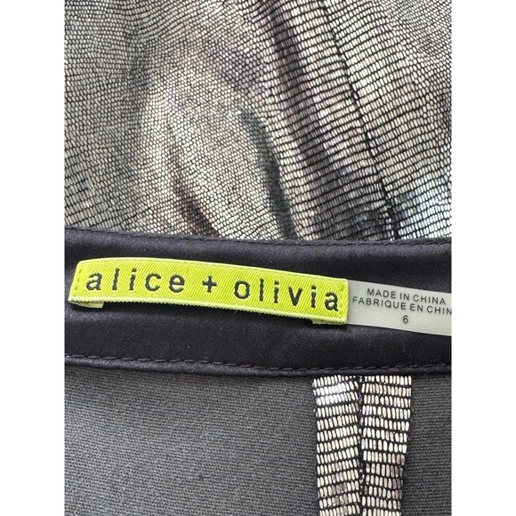 $495 Alice + Olivia Womens 6 Skirt Mini Lamb Leather Metallic Silver Caitlin - Picture 8 of 10
